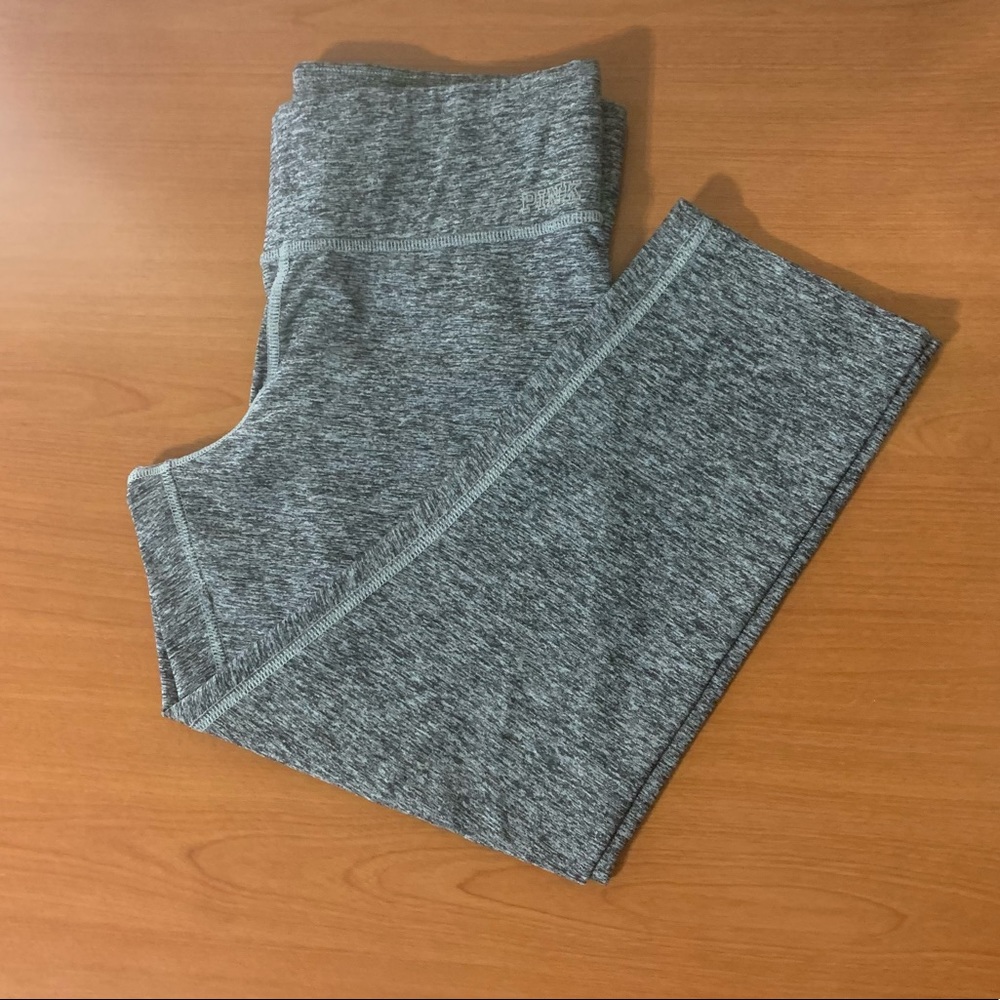 VS Pink Grey Yoga Capri Leggings